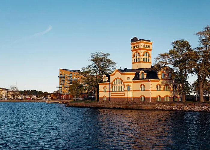 Slottsholmen Hotell Och Restaurang Vastervik