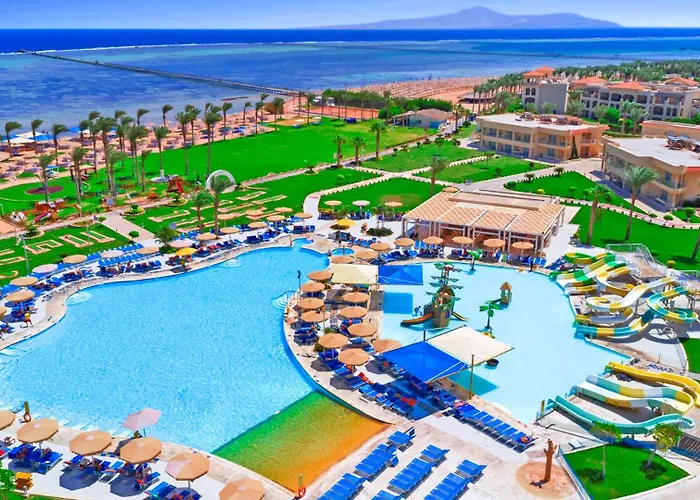 Pickalbatros Royal Moderna Sharm "Aqua Park" Hotel