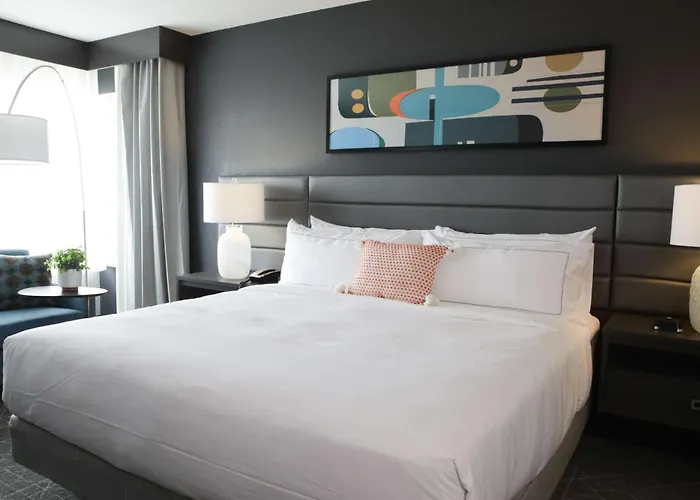 The Rewind West Des Moines, Tapestry Collection By Hilton Hotel