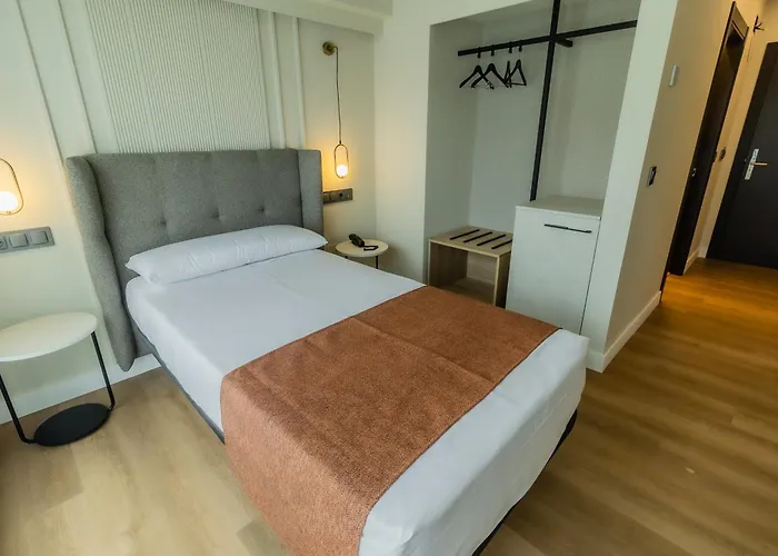 Hotel Corona De Padrón
