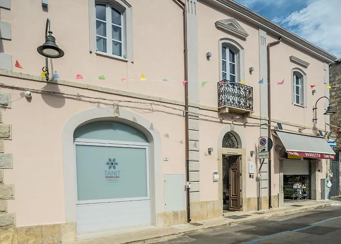 Tanit Rooms & Spa