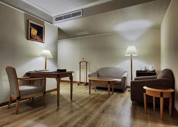 The Carlton Hotel Hsinchu