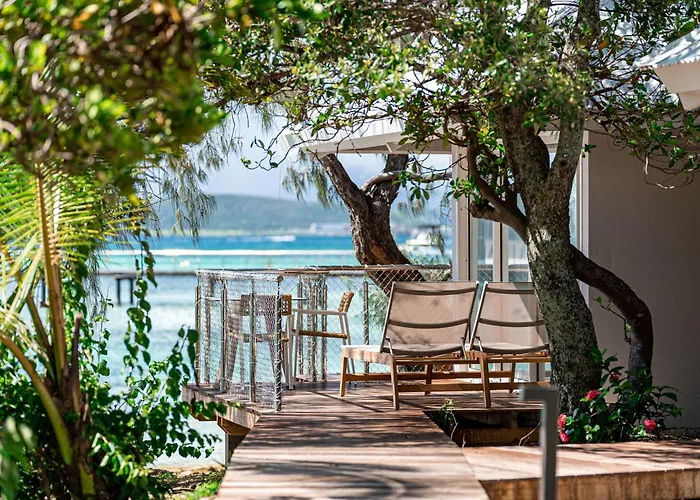 Doubletree By Hilton Noumea Ilot Maitre Resort
