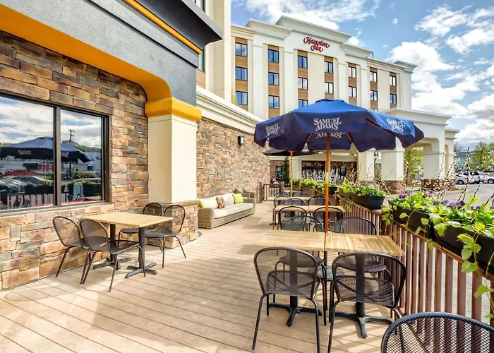 Hampton Inn Boston-Norwood