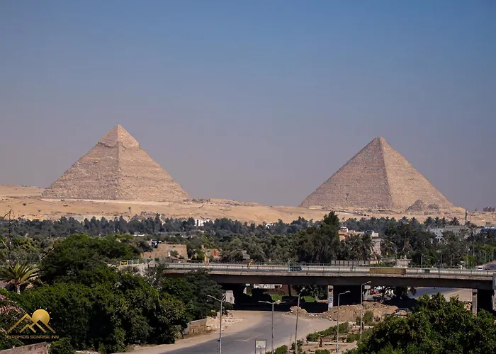 Pyramids Sunrise Inn Kafrat al Jabal