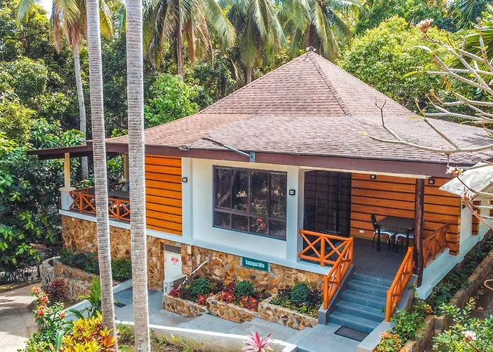 Noni'S Resort