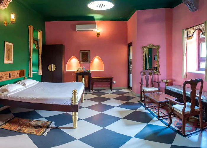 Neemrana'S - Tijara Fort Palace