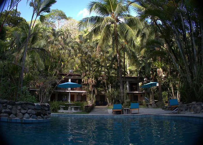 Rio Lindo Hotel