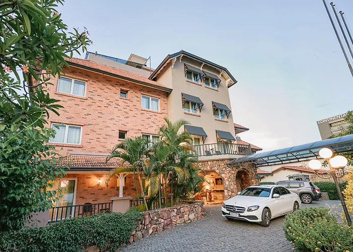 Hotel Villa Morra Suites