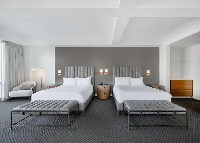 Hotel Chauncey Iowa City, Tapestry Collection By Hilton