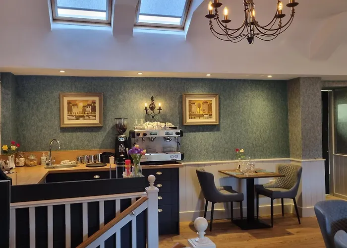 White Horse Inn & Restaurant