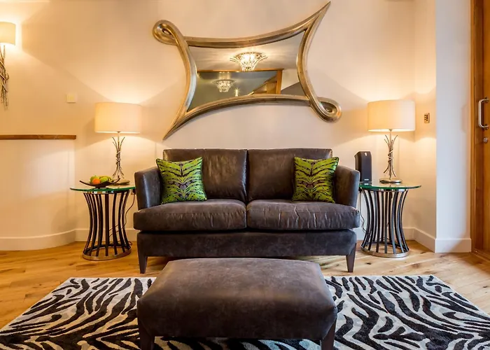 Applegarth Villa & Restaurant (Adults Only)