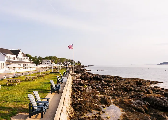 Bluebird Ocean Point Inn