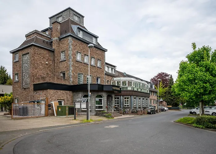 Vintage Hotel Köln Pulheim - Kostenlose Parkplätze