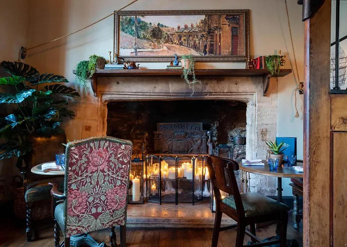 The George Inn & Plaine