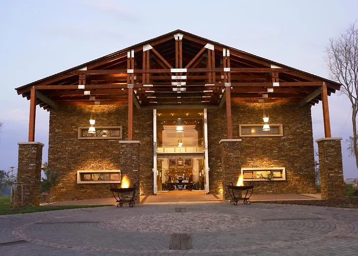 Riboville Boutique And Restaurant