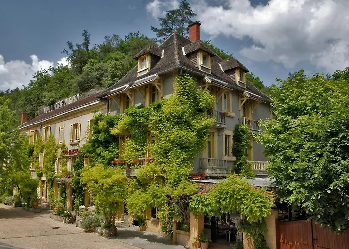 Hotel Le Cro-Magnon