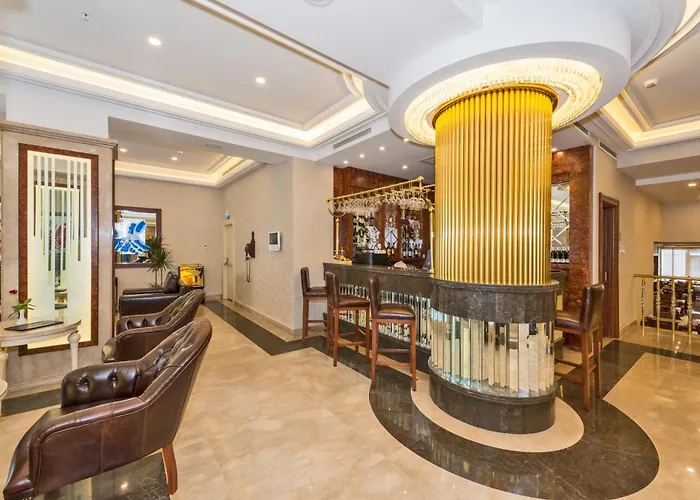 Glorious Hotel