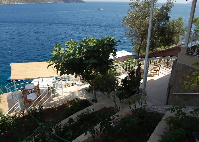Caretta Hotel