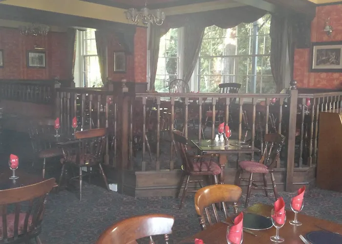 Rose And Crown Hotel
