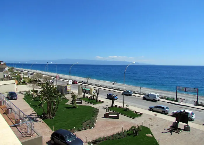 Main Palace Hotel Roccalumera