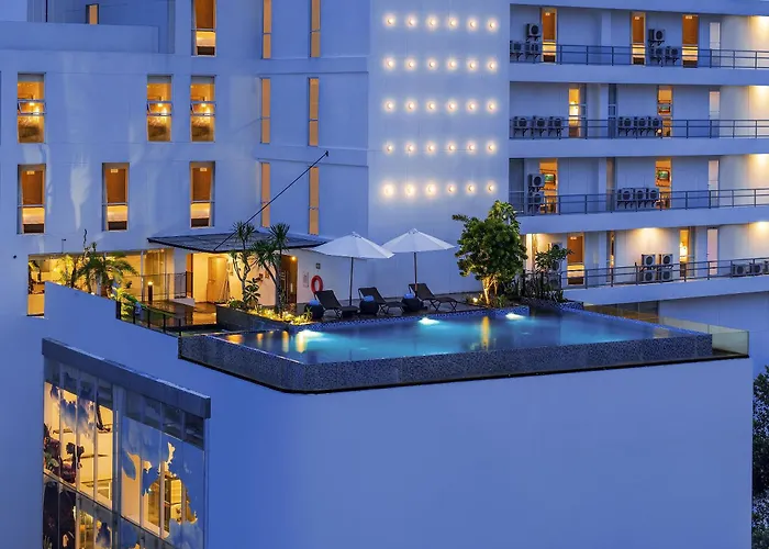 Luminor Hotel Purwokerto By Wh