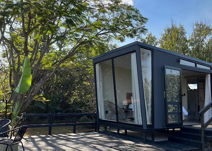 Summerfield Botanical Garden & Exclusive Resort