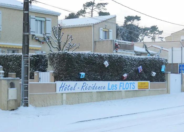 Hôtel Résidence Les Flots