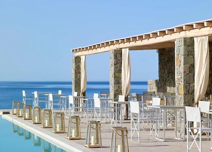 Artemis Seaside Resort