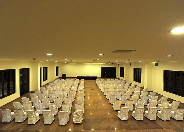 Amritara Ambatty Greens Resort Virajpet