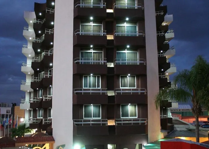 Leo Hotel
