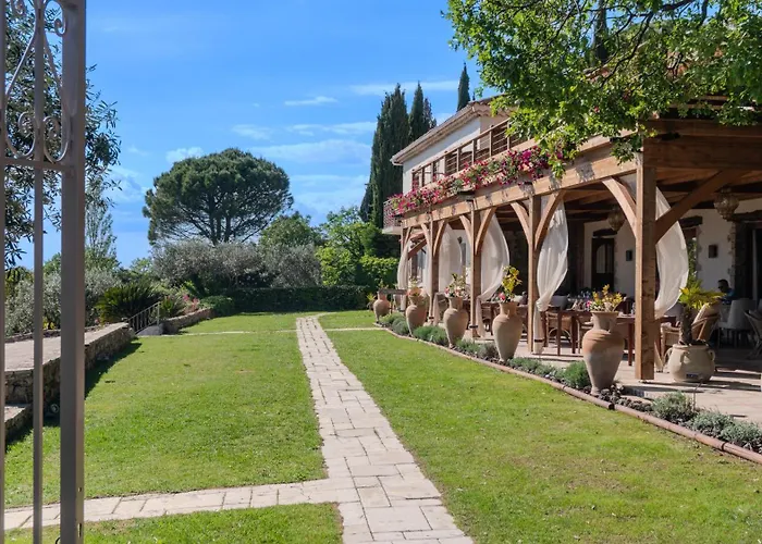 La Petite Auberge