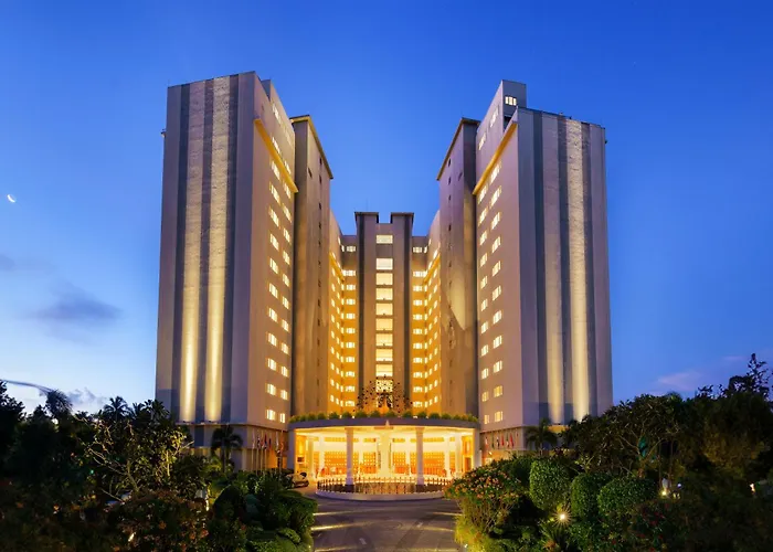 Araliya Beach Resort & Spa Unawatuna- Where You Meet The Sea All Year
