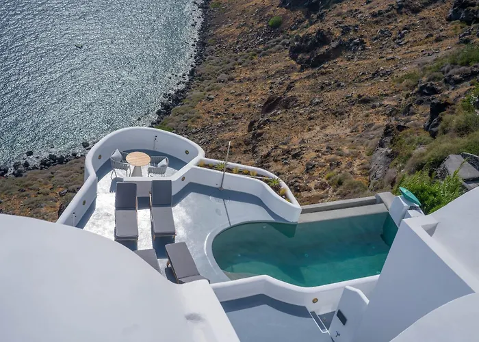 Ikies Santorini