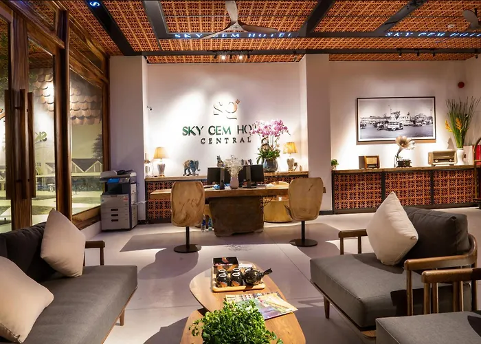 Sky Gem Central Hotel