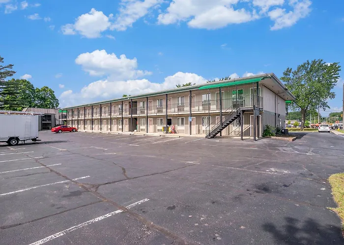 Rodeway Inn Grand Haven