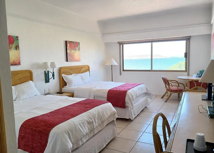 Hotel San Carlos Plaza