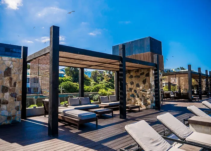 Radisson Blu Acqua Hotel & Spa Concon
