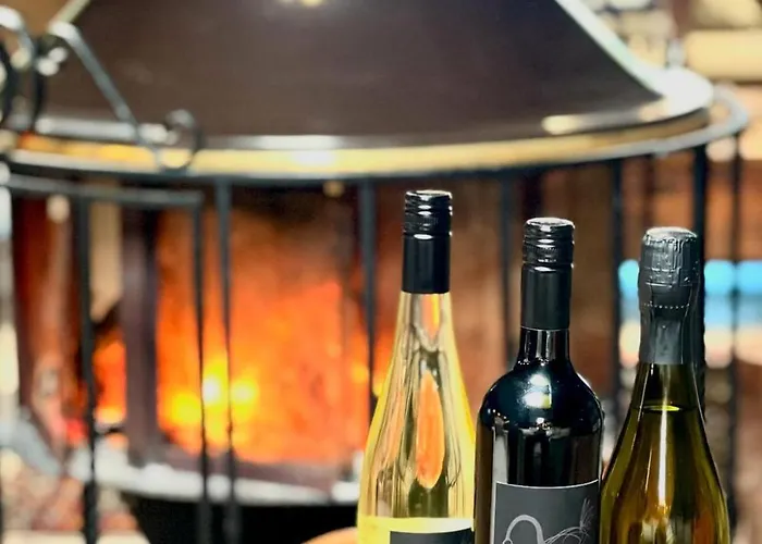 One Paddock Currency Creek Winery Villas