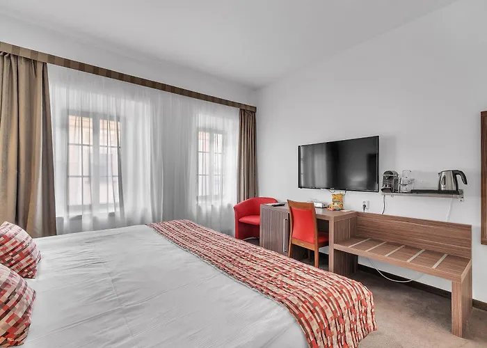 Hotel Nelly Kellys Trutnov
