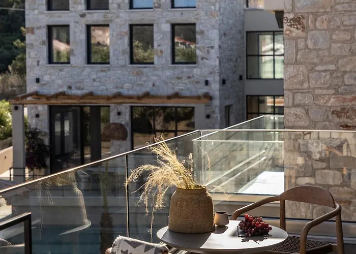 Nikoleta Hotel And Villas