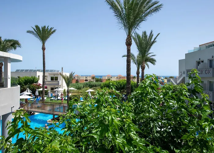 Selini Suites & Waterpark