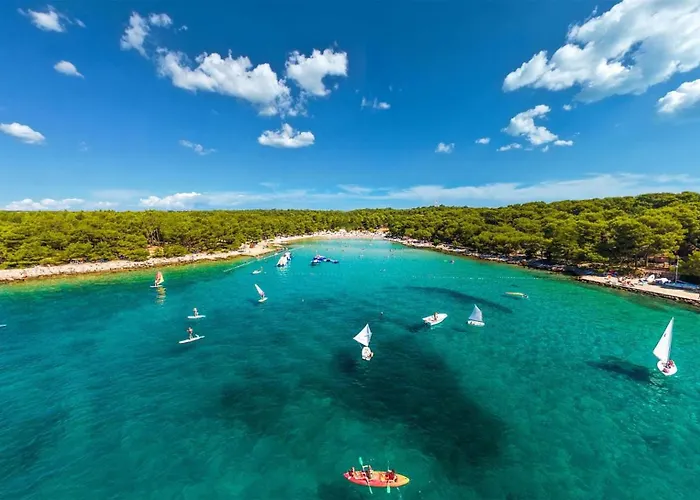 Pine Beach Pakostane