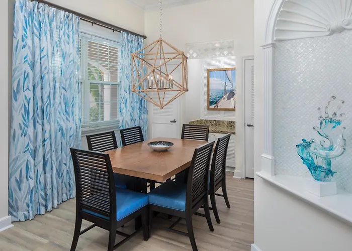 Harborside Resort & Vacation Rentals At Atlantis