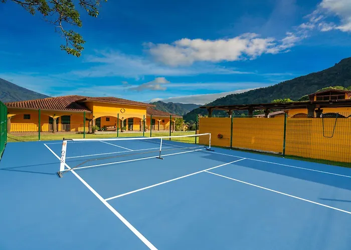 Los Establos Boutique Resort