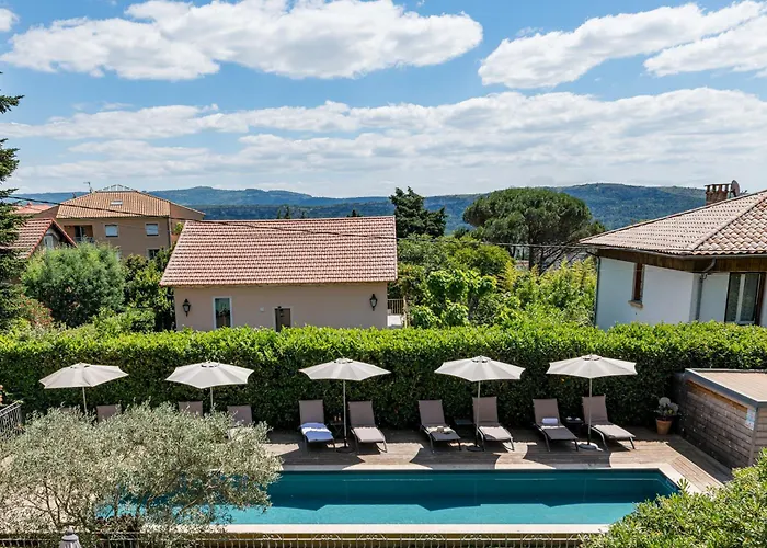 Villa Elisa M