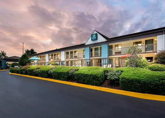 Quality Inn Pelham I-65 Exit 246
