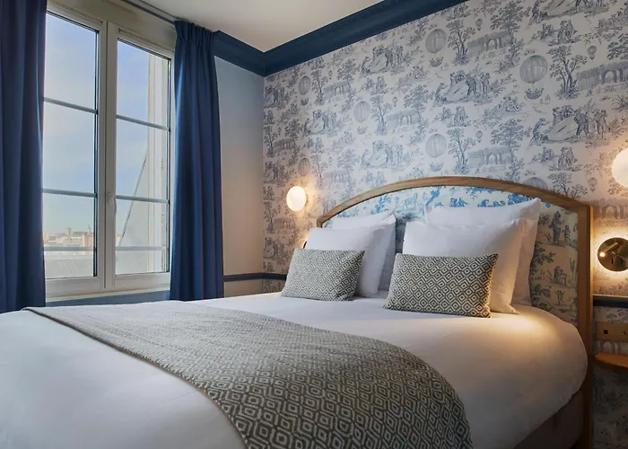Hotel De Neuve By Happyculture