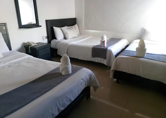 hotel laguna 24