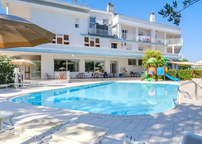 Family Hotel Alexander - Azzurro Club